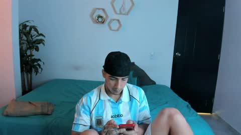 Snapshot of spider_master77 chatting on 04-12-26, 10:15 spider master online show from 04-12-26, 10:15