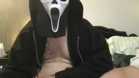 Snapshot of spiderspunk_172 chatting on 02-17-25, 02:53 Ghost Face666 online show from 02-17-25, 02:53