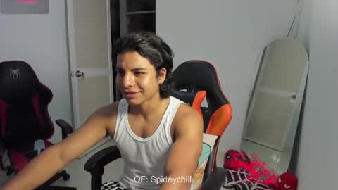 Snapshot of spideychill chatting on 07-07-26, 03:42 spideychill online show from 07-07-26, 03:42