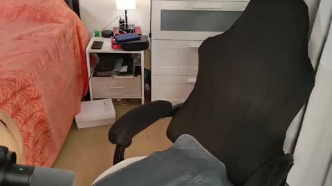 Snapshot of spikedbella chatting on 01-17-25, 09:28 SpikedBella Same on all socials and OF online show from 01-17-25, 09:28