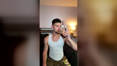 Snapshot of splash8x chatting on 03-23-26, 04:11 Splash8x online show from 03-23-26, 04:11