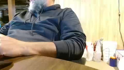 Snapshot of splash_w chatting on 10-13-25, 02:17 Splash Man online show from 10-13-25, 02:17