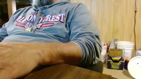 Snapshot of splash_w chatting on 10-17-25, 04:53 Splash Man online show from 10-17-25, 04:53