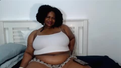 Snapshot of splendidtalitha chatting on 09-17-25, 10:55 SplendidTalitha online show from 09-17-25, 10:55