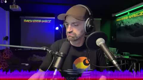 Snapshot of splivke chatting on 11-13-25, 06:07 Splivke online show from 11-13-25, 06:07