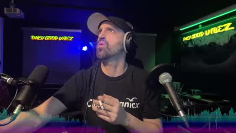 Snapshot of splivke chatting on 12-04-25, 01:15 Splivke online show from 12-04-25, 01:15