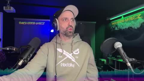 Snapshot of splivke chatting on 12-04-25, 10:18 Splivke online show from 12-04-25, 10:18