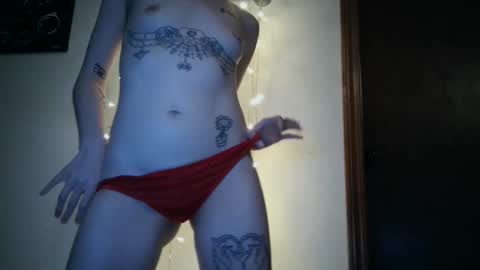 Snapshot of spookybarbiegirl chatting on 01-03-25, 03:05 spookybarbiegirl online show from 01-03-25, 03:05