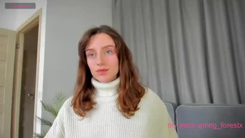 Lilly  online Monday - Friday ask time in pm online show from 02-13-25, 12:32