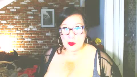 Spunderella online show from 09-30-25, 10:31