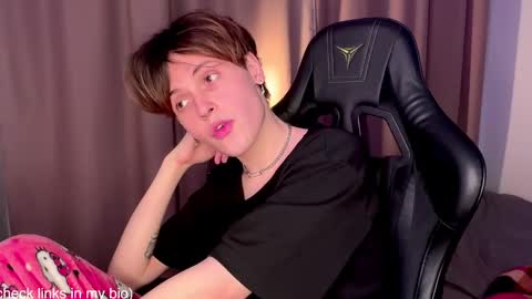 your baby online show from 01-16-25, 05:33