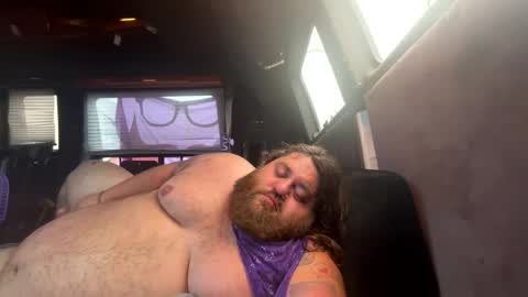 Snapshot of squeaks724 chatting on 02-04-25, 01:48 Your Pal Squeaks online show from 02-04-25, 01:48