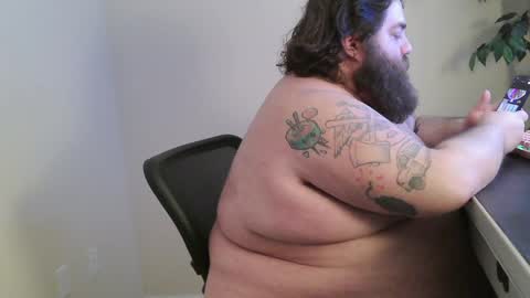 Snapshot of squeaks724 chatting on 09-17-25, 02:41 Your Pal Squeaks online show from 09-17-25, 02:41