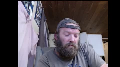 Snapshot of squegly chatting on 09-23-25, 10:40 Bryan online show from 09-23-25, 10:40