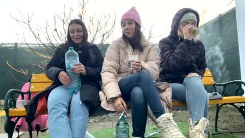 My name is Maya Lush is activeThere are legends that in this room all your wishes can come true  Private is Open online show from 12-18-24, 07:04