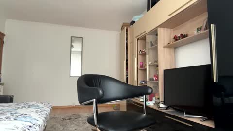 My name is Maya Lush is activeThere are legends that in this room all your wishes can come true  Private is Open online show from 02-20-26, 11:00