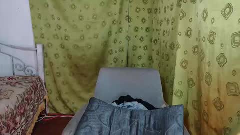 valeria online show from 11-08-25, 09:46