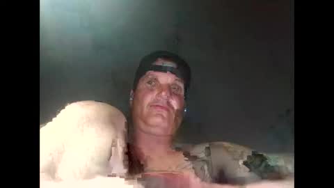 Snapshot of squirtn4mee chatting on 03-06-25, 11:25 Squirtn4mee online show from 03-06-25, 11:25
