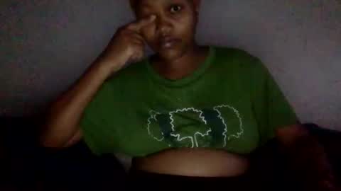 Snapshot of squirtqueen333 chatting on 10-16-25, 10:27 shana online show from 10-16-25, 10:27