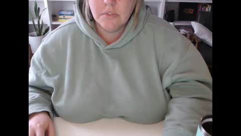 Messi Jessi online show from 03-05-25, 04:24