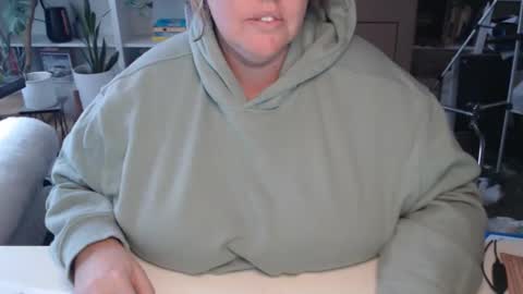 Messi Jessi online show from 11-12-25, 04:18