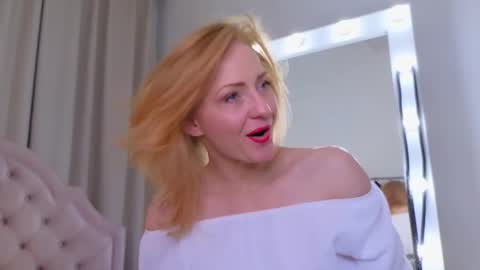 Alisa online show from 11-23-25, 02:55