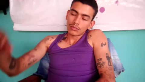 Snapshot of srcejotas chatting on 02-28-26, 10:11 sorry mom online show from 02-28-26, 10:11