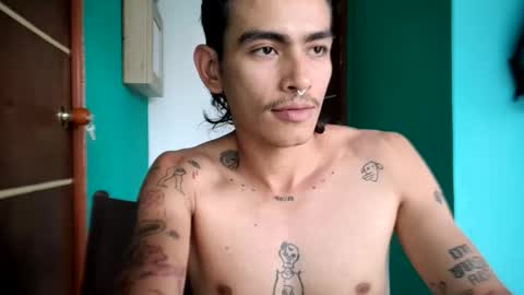 Snapshot of srcejotas chatting on 03-05-26, 06:04 sorry mom online show from 03-05-26, 06:04