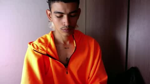 Snapshot of srcejotas chatting on 04-25-26, 04:37 sorry mom online show from 04-25-26, 04:37