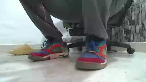 sr master cum its my old account online show from 06-20-26, 07:16