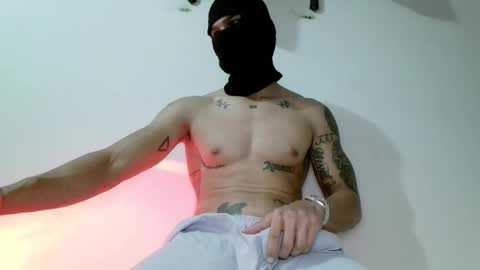 Snapshot of srghost333 chatting on 03-10-26, 04:06 srghost333 online show from 03-10-26, 04:06