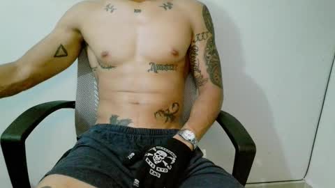 Snapshot of srghost333 chatting on 04-11-26, 02:49 srghost333 online show from 04-11-26, 02:49