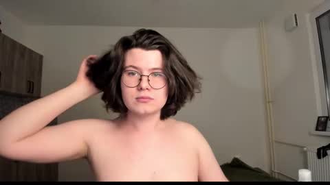 Derek independent model  -  online show from 02-07-26, 07:28