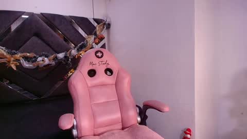 samantha online show from 12-30-24, 07:11