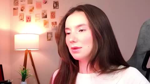 Hey my name is Maya glad to meet you online show from 02-06-26, 04:50