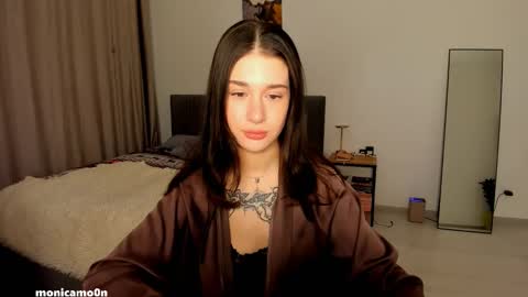 Snapshot of ssash1mii chatting on 01-29-25, 07:46 Hey guys i miss you so much online show from 01-29-25, 07:46