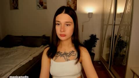 Snapshot of ssash1mii chatting on 09-08-25, 10:53 Hey guys i miss you so much online show from 09-08-25, 10:53