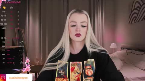 Alexandra online show from 11-21-25, 10:30