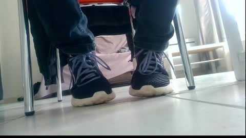 Snapshot of ssenzo chatting on 12-14-25, 09:14 ssenzo online show from 12-14-25, 09:14