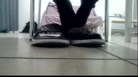 Snapshot of ssenzo chatting on 01-09-26, 10:22 ssenzo online show from 01-09-26, 10:22