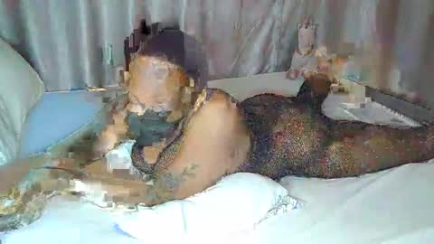 ssexxyred online show from 04-18-26, 12:53