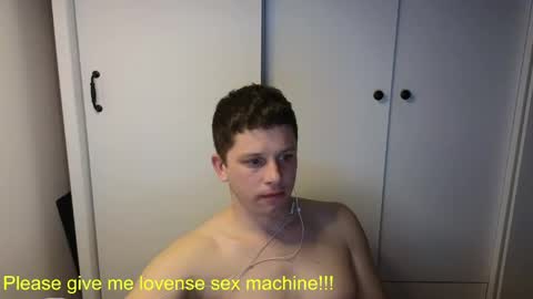 st1vemaster01 online show from 04-26-26, 03:53