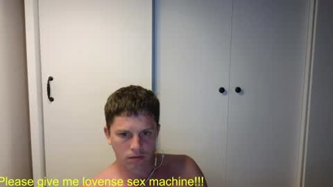 Snapshot of st1vemaster01 chatting on 07-03-26, 01:50 st1vemaster01 online show from 07-03-26, 01:50