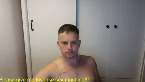Snapshot of st1vemaster01 chatting on 07-14-26, 12:55 st1vemaster01 online show from 07-14-26, 12:55
