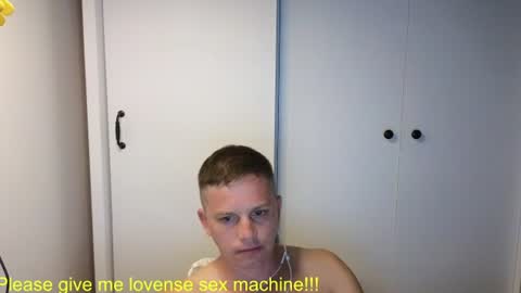 Snapshot of st1vemaster01 chatting on 07-17-26, 12:45 st1vemaster01 online show from 07-17-26, 12:45