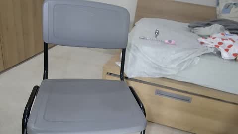 St Amor online show from 12-14-24, 05:14