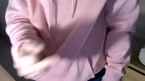 St Amor online show from 01-03-25, 06:35