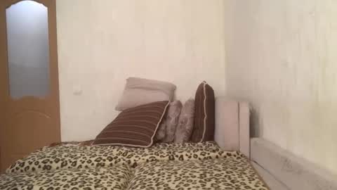 Snapshot of st_annia chatting on 10-09-25, 07:28 Emily online show from 10-09-25, 07:28
