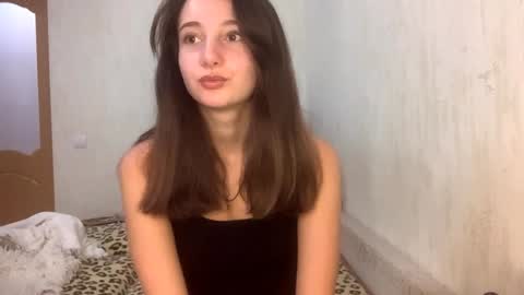 Snapshot of st_annia chatting on 10-10-25, 07:18 Emily online show from 10-10-25, 07:18