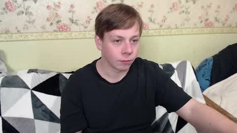 Snapshot of st_rudy chatting on 02-09-25, 12:19 Joe Peach online show from 02-09-25, 12:19